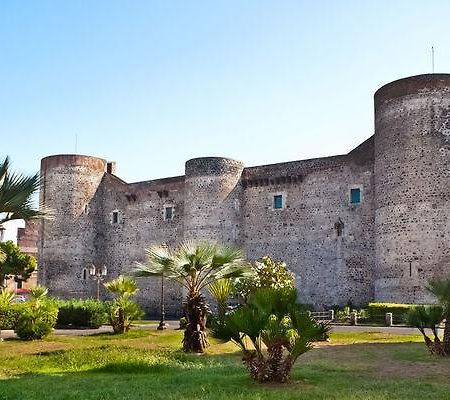 La Finestra Sul Castello Villa คาตาเนีย ภายนอก รูปภาพ